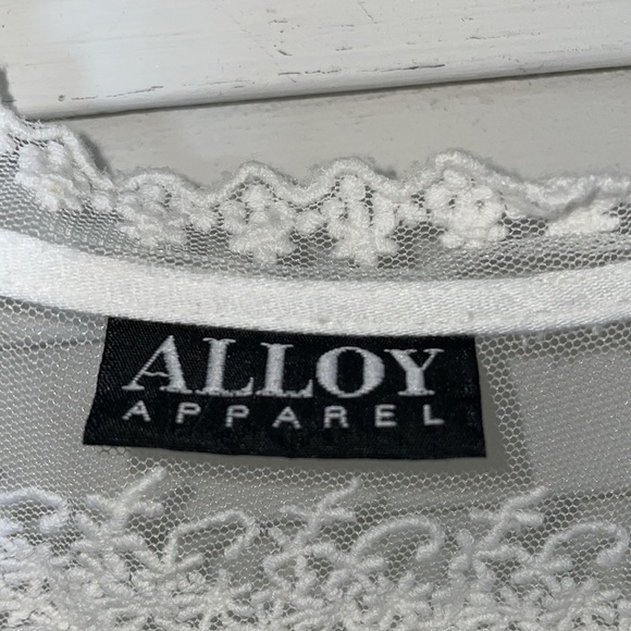 WHITE FLOWY COTTAGE CORE INSPIRED MINI DRESS - Picture 6 of 9